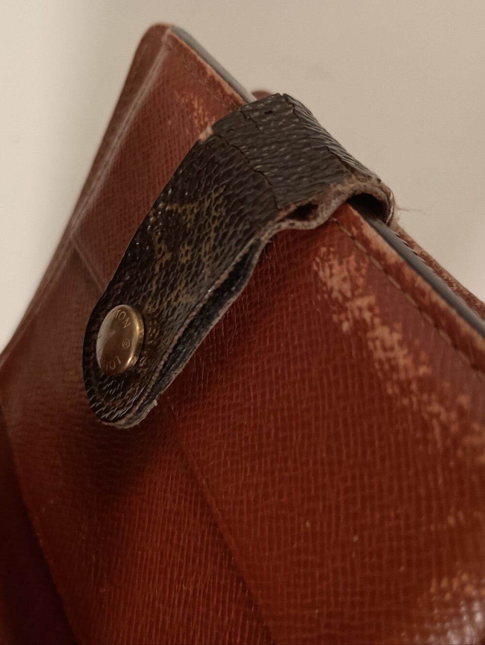 Louis Vuitton Vintage Monogram Compact Zip Wallet - Picture 11 of 14